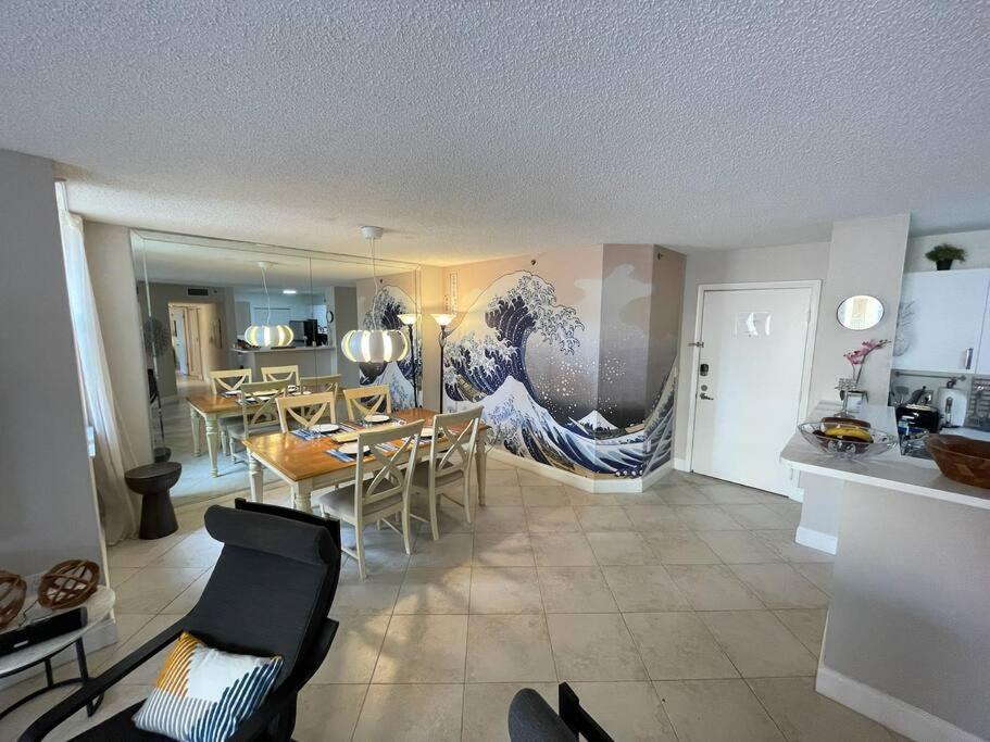 Deluxe Yacht Club Near The Appartamento Miami